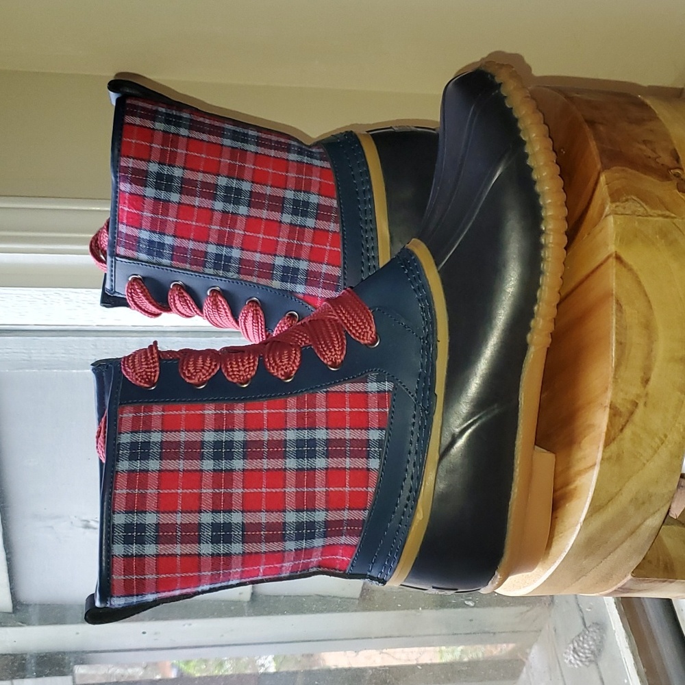 Lands End High Top Duck Boots 9